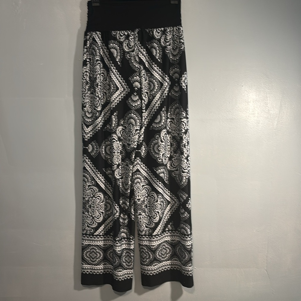 Black and White Patterned Women's Pants